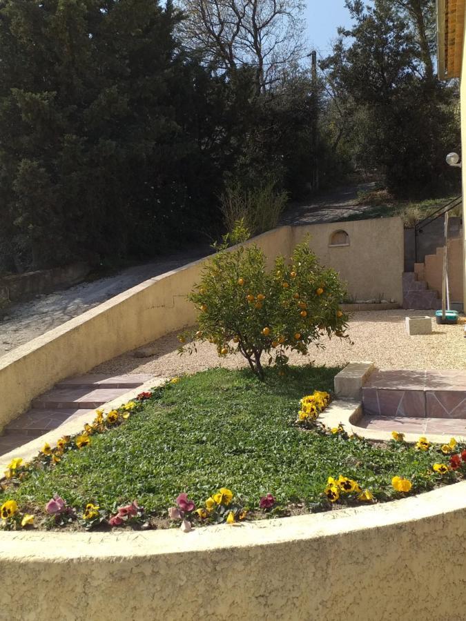 Chez Mamie Riclaude Bed & Breakfast Orsan Exterior foto